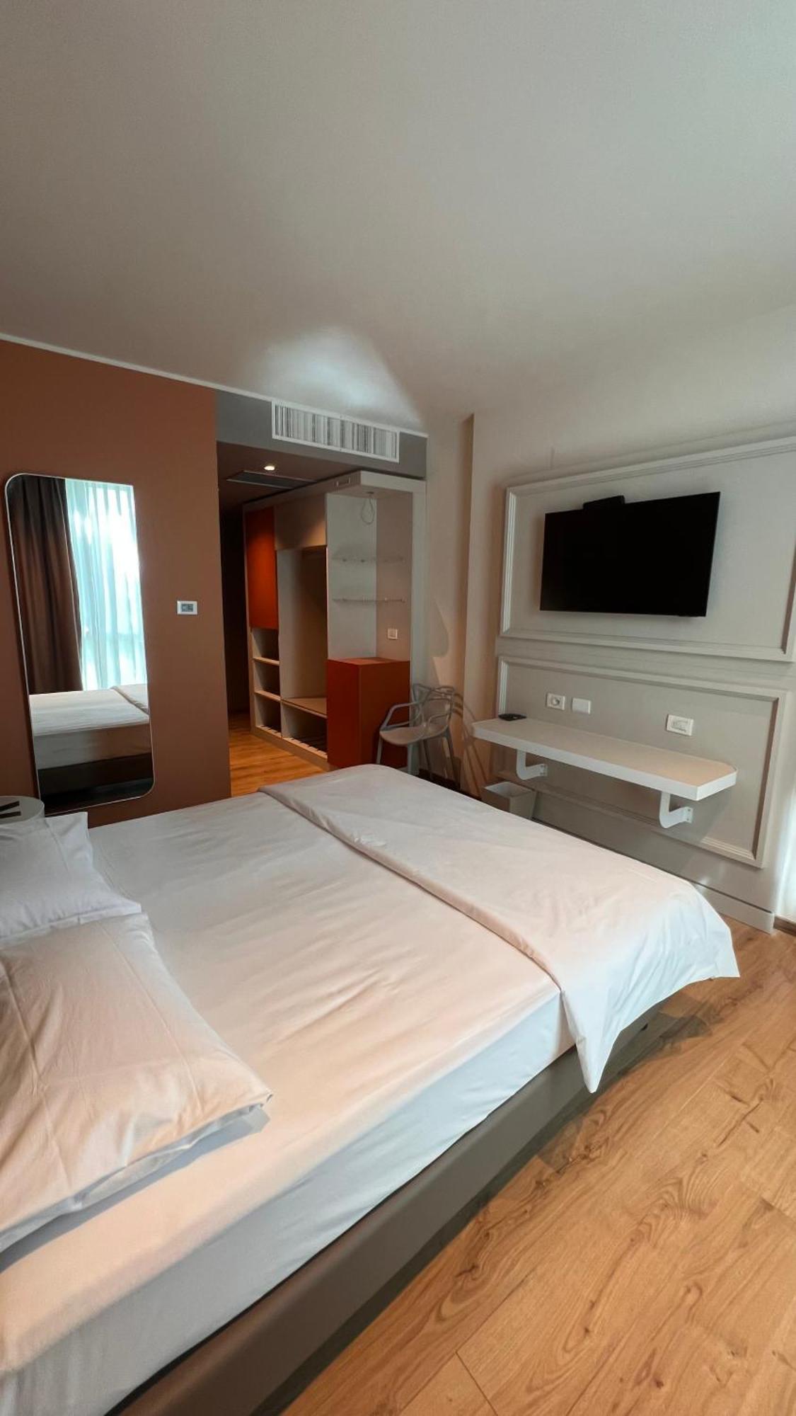 Kare Hotel Banchette D'Ivrea Екстериор снимка